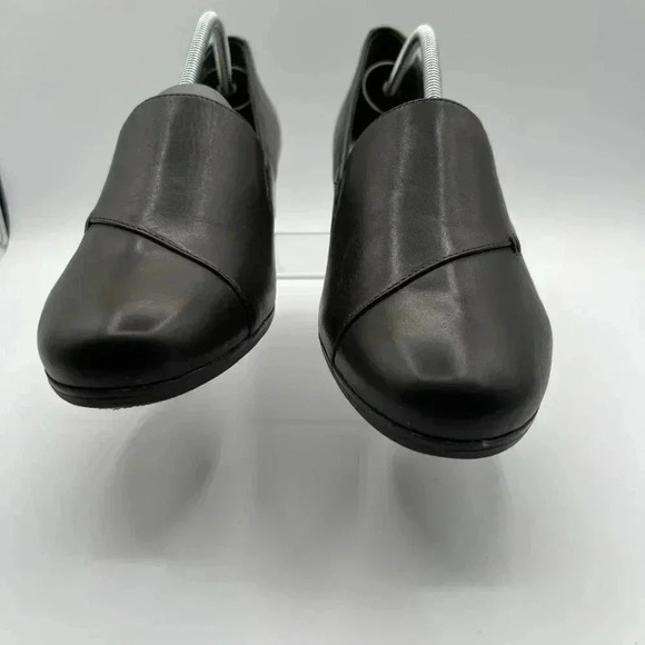 Trotters Moment Womens Leather Slip On Loafers 10.5 N Brown Supportive Shoe - Picture 2 of 13